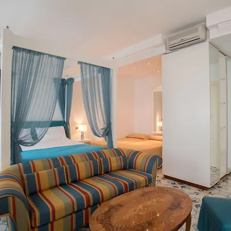 Hotel Maria 4*