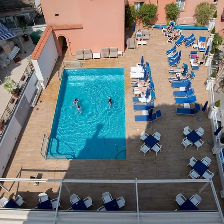 Hotel Maria 4*