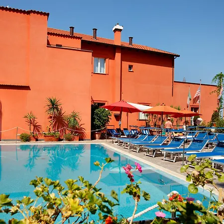 Maria Hotel