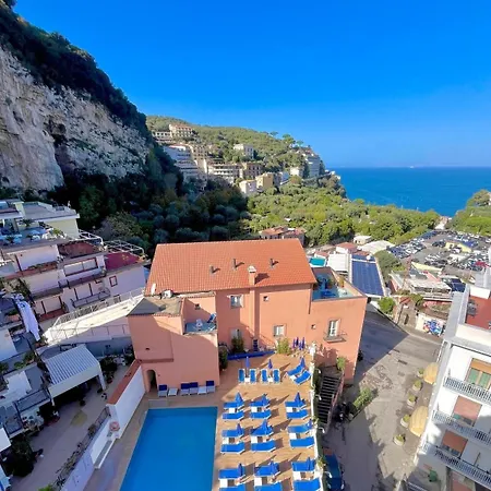 ホテル マリア ソレント