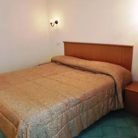 Maria Hotel 4*